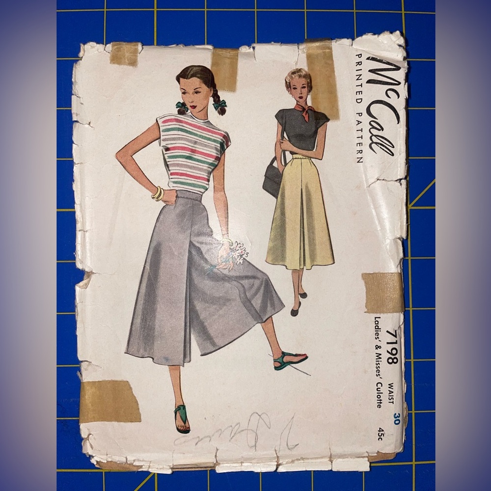 Original 1948 McCalls sewing pattern wide leg culottes